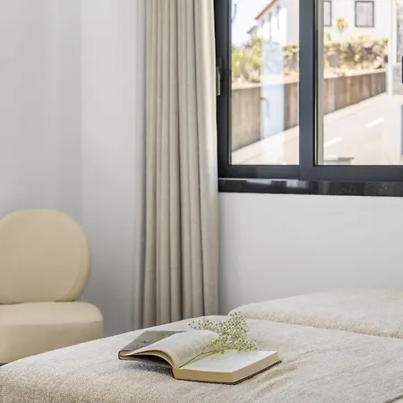 Sunshine Deluxe B By Madeira Sun Travel Apartment