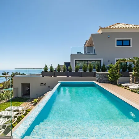 Sunshine Deluxe B By Madeira Sun Travel Apartment